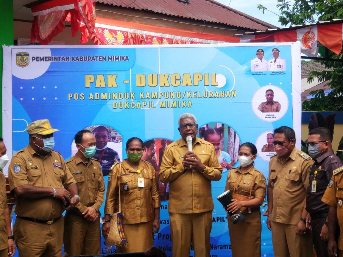 Ilustrasi berita Mimika: Launching Program PAK DUKCAPIL di Dingo Narama, Wabup JR Ingatkan ASN Jangan Hanya Bekerja Jika Ada Uang
