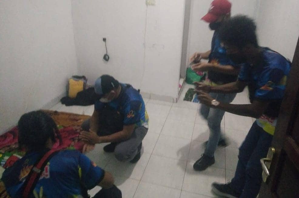 Ilustrasi berita Mimika: Seorang Wanita Ditemukan Meninggal Tergeletak di Kamar Mandi Kos-kosan Jalan Patimura