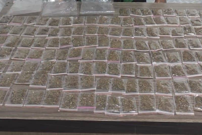 Ilustrasi berita Papua: Polisi Tangkap Pemilik 150 Paket Ganja di Hamadi, Jayapura