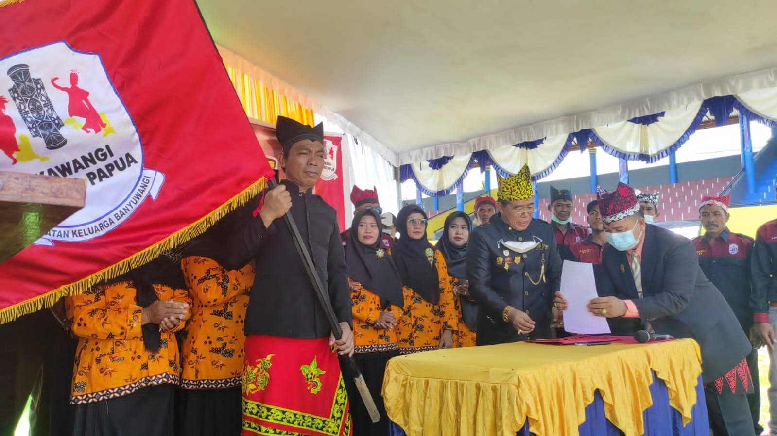 Ilustrasi berita Mimika: DPC Ikawangi Mimika Dilantik, Angkat Harkat dan Martabat Warga Banyuwangi