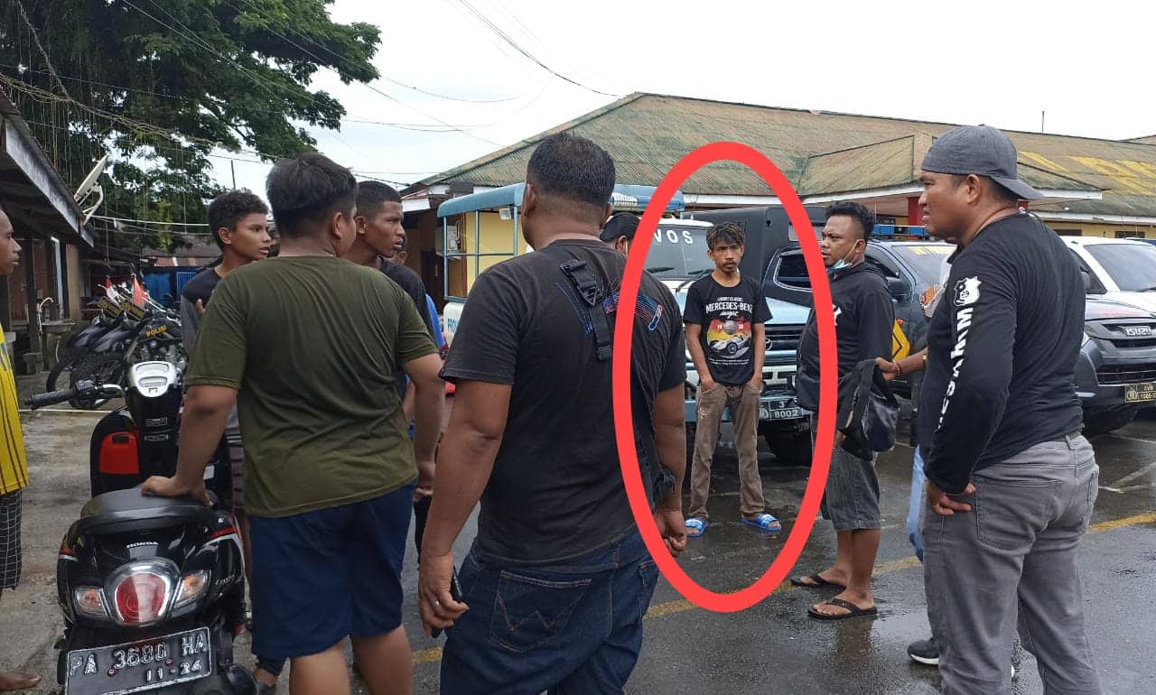 Ilustrasi berita Mimika: Aksi Heroik 2 Pelajar SMA di Timika Patut Diacungi Jempol, Bekuk Pencuri Motor, Tapi Kaget Setelah Diketahui Pelaku...