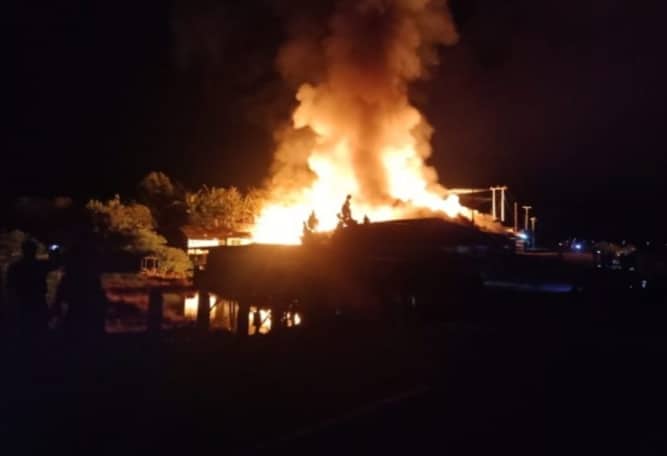 Ilustrasi berita Mimika: Penginapan dan 7 Bangunan Kios di Distrik Kamuu Dogiyai Habis Terbakar, Tidak Ada Korban Jiwa