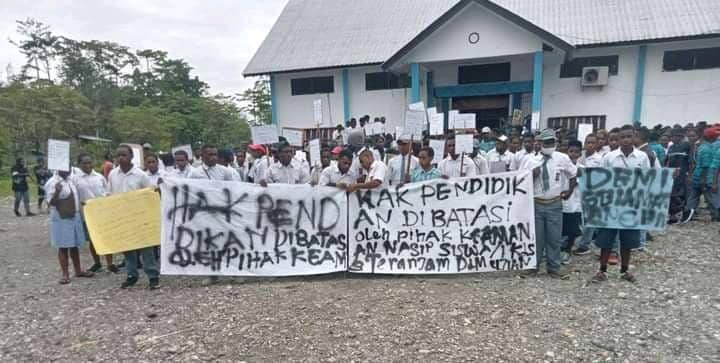 Ilustrasi berita Papua: Didemo Pelajar, Tiga Sekolah di Dekai Dipakai Tampung Brimob, Begini Kata Bupati Yahukimo