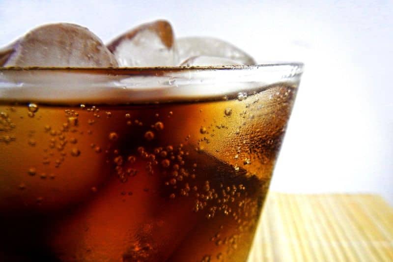 Ilustrasi berita LIFESTYLE: Kenali Risiko Pada Tubuh Bila Minum Soda Setiap Hari