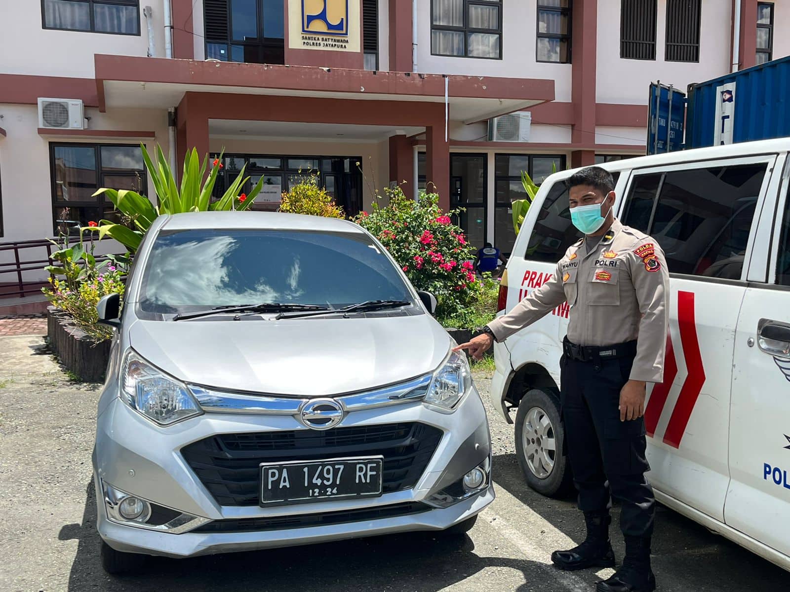 Ilustrasi berita Papua: Timika Awas ! Spesialis Pencuri Mobil Rental Beraksi di Jayapura, 14 Unit Mobil Raib, Pakai Modus Lama