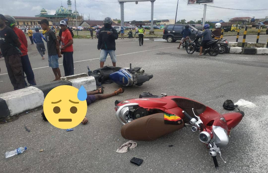 Ilustrasi berita Mimika: Tabrakan Hebat di Perempatan Serui Mekar - Pasar Lama Timika, 4 Pengendara Masuk RSUD, Berawal dari Pelajar Mabuk