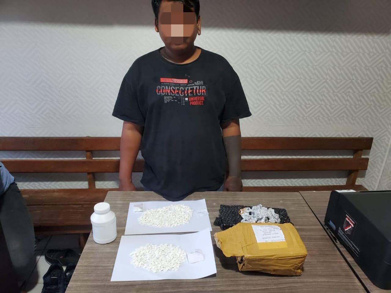 Ilustrasi berita Papua: Edarkan 860 Butir Pil Koplo, Seorang Pemuda Diamankan Sat Narkoba Polresta Jayapura