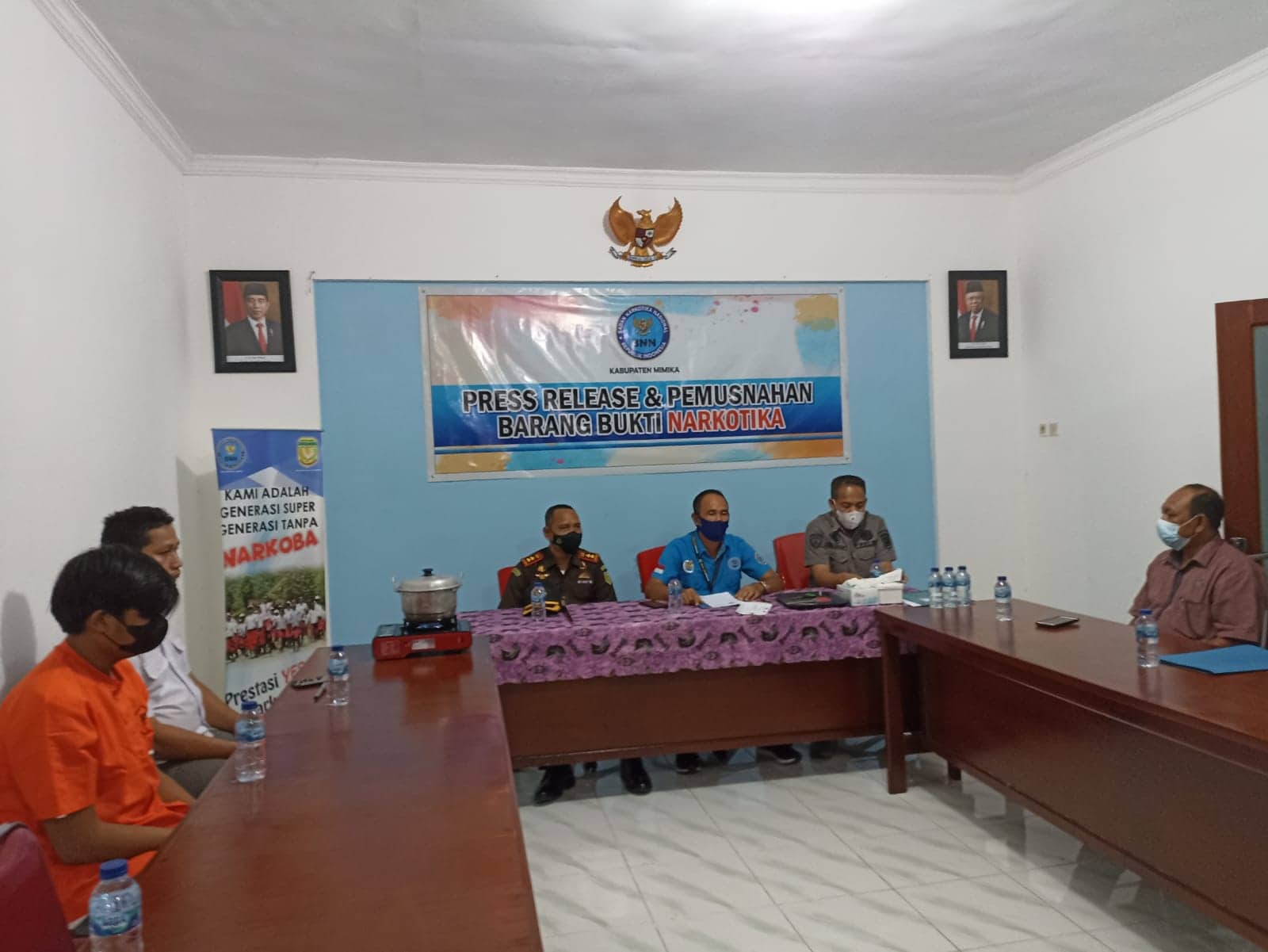 Ilustrasi berita Mimika: Ada Oknum Warga Timika Simpan Narkoba di Kompor Gas dan Kubur di Tanah, Ini Identitas Bandar di Makassar