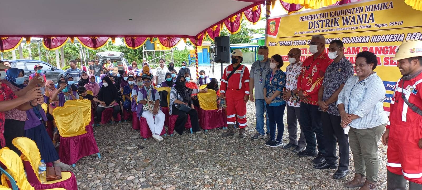 Ilustrasi berita Mimika: Ketua Malaria Center Mimika Buka Kegiatan Baksos di RT 10 Distrik Wania, Bagi Kelambu dan Bantu Sajadah
