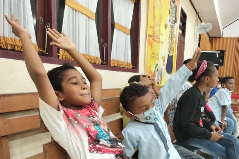Ilustrasi aktivitas anak-anak di kabupaten Manokwari Papua Barat.