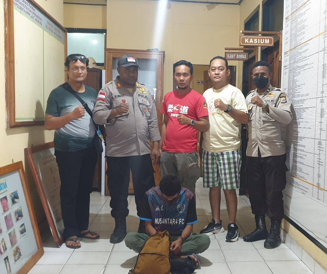 Ilustrasi berita Papua: Polsek KPL Jayapura Ciduk Penumpang Kapal yang Membawa Ganja ke Biak Melalui KM. Ciremai