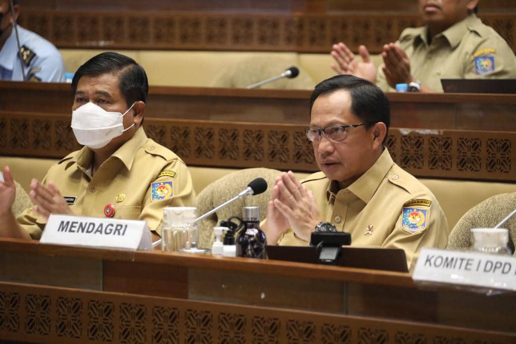 Ilustrasi berita Papua: Raker Komisi II dan Mendagri Terkait Pemekaran, Tito Tegaskan DOB untuk Percepatan Pembangunan dan Kesejahteraan Masyarakat Papua