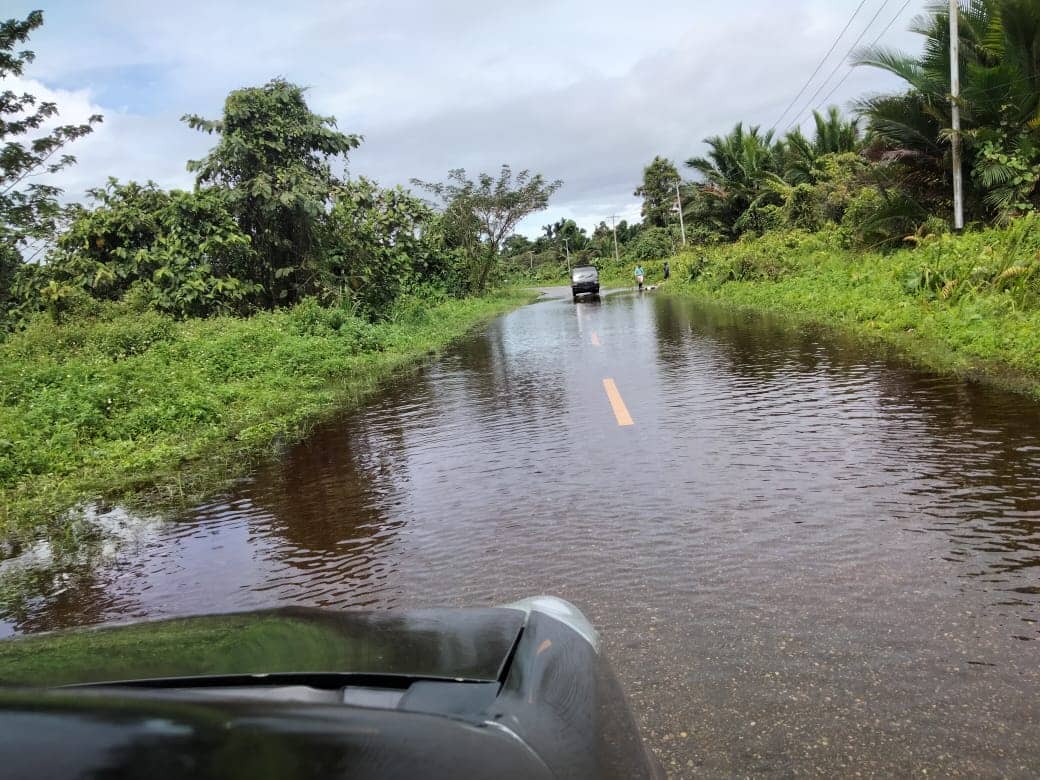 Banjir di Kadun Jaya. Foto Kamis (25/8).