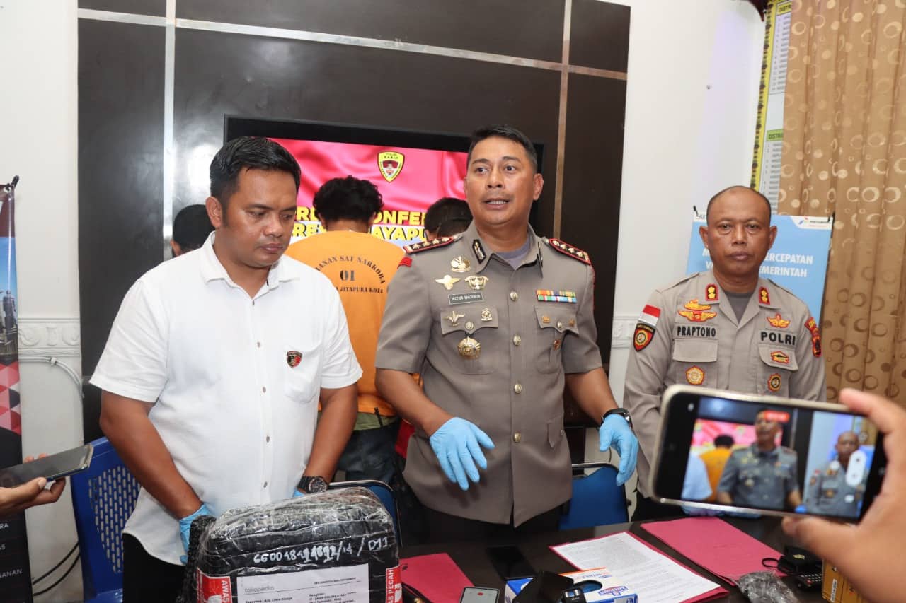 Ilustrasi berita Papua: Didatangkan dari Makassar, Tiga Pengedar Sabu di Wamena Diciduk Polisi, Satu Pelaku ASN di Pemkab Yalimo