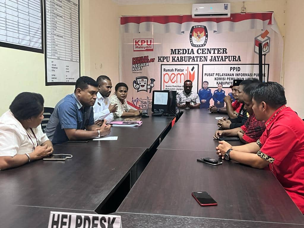 Ilustrasi berita Papua: Hari Ini Parpol Peserta Pemilu Resmi Mendaftar di KPU Pusat, DPC PDIP Jayapura Lakukan Konsultasi Dengan KPUD