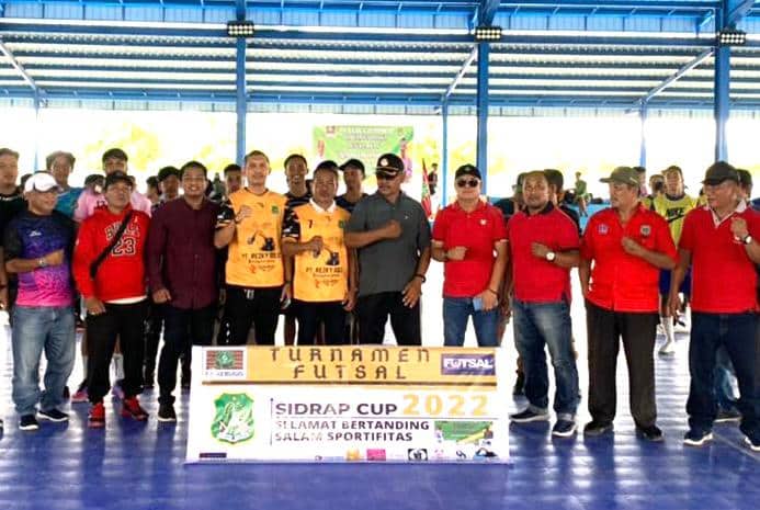 Ilustrasi berita Mimika: Turnamen Kebugis Sidrap Cup I Resmi Dibuka, Diikuti 21 Tim Futsal di Timika