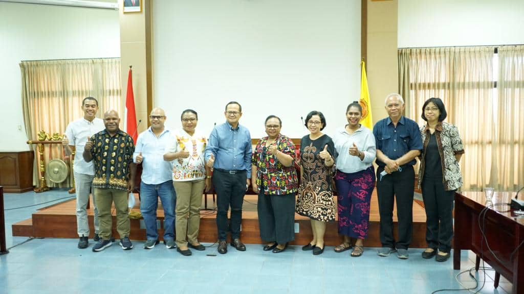 Ilustrasi berita Mimika: Evaluasi Mahasiswa, Tim Monev YPMAK Gelar Dialog dengan Rektor dan Managemen Universitas Sanata Dharma Jogja