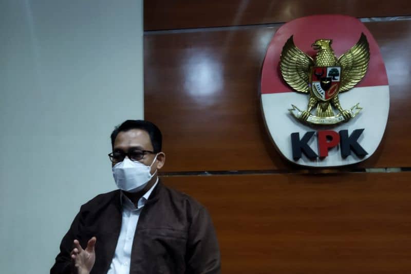 Ilustrasi berita Papua: KPK Ingatkan Pemanggilan Istri dan Anak Lukas Enembe Juga Untuk Keterangan Tersangka Lain, Siapa Dia ?