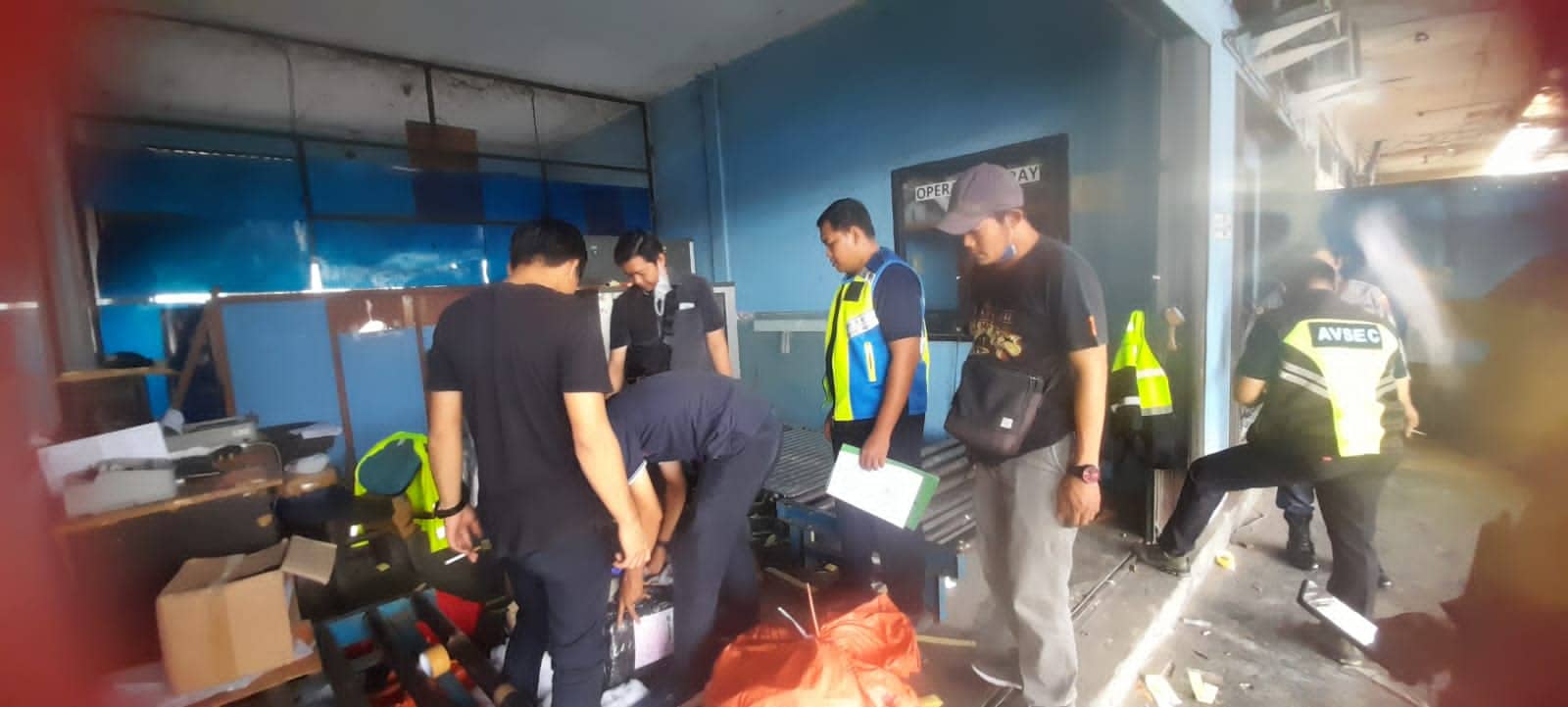 Ilustrasi berita Papua: PT Pajajaran Global Service Bersama Polisi Amankan 5 Paket Ganja di Cargo Bandara Sentani