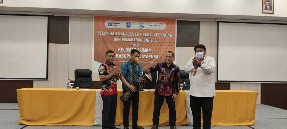 Ilustrasi berita Papua: WVI Bersama Pemkab Jayapura Gelar Pelatihan Management Usaha Bagi Pelaku UMKM