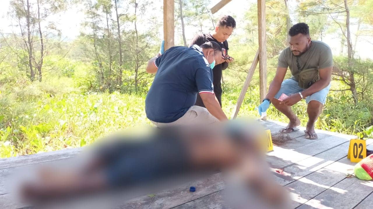 Ilustrasi berita Papua: Mayat Dengan Luka Sabetan Senjata Tajam Ditemukan di Kilometer 10 Holtekamp, Korban Diduga Meninggal Karena Dianiaya