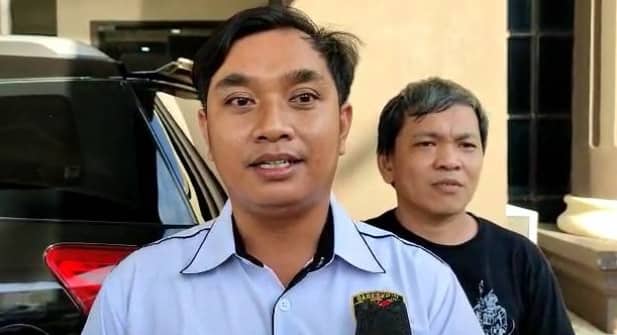 Ilustrasi berita Mimika: Warga Kampung Mawokau Jaya Timika Tewas di Depan Hotel di Manado, Masih Pegang "Cap Tikus" Saat Ditemukan