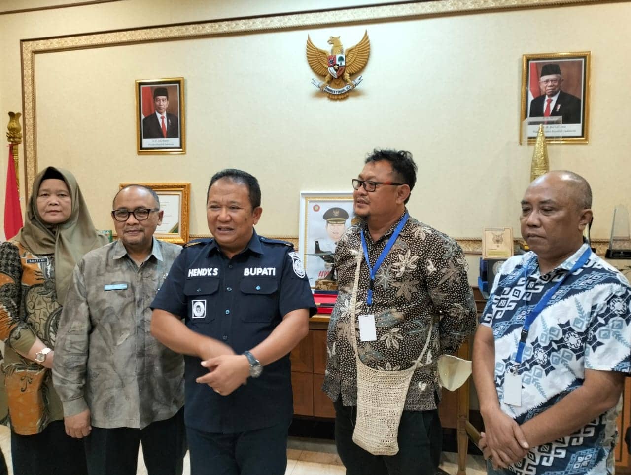 Ilustrasi berita Mimika: Sambangi Warga Asal Jember dan Jajaki Kerjasama Antar Daerah, Bupati Hendy Siswanto Bakal Berkunjung ke Mimika