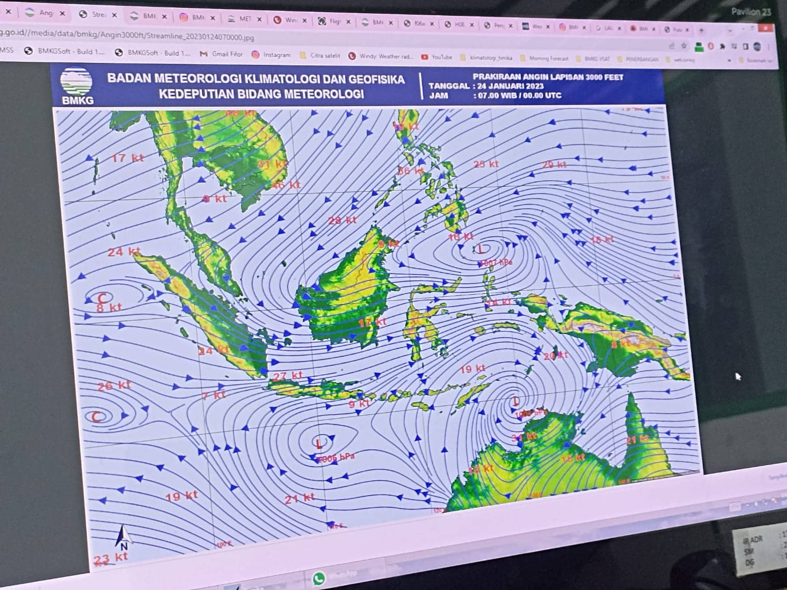 Ilustrasi berita Mimika: Hujan Deras Disertai Petir Berpotensi Terjadi di Timika Sore Ini