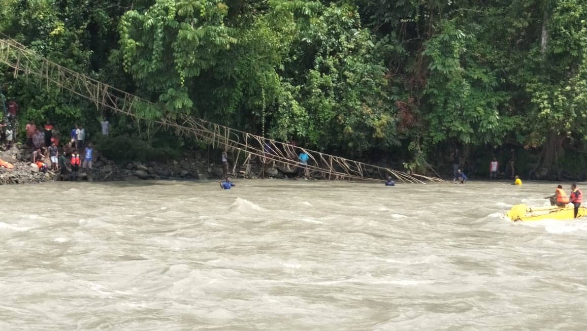 Ilustrasi berita Papua: Korban Jembatan Putus di Sungai Digoel Ternyata 4 Anggota TNI-Polri, Tim Gabungan Terus Lakukan Pencarian
