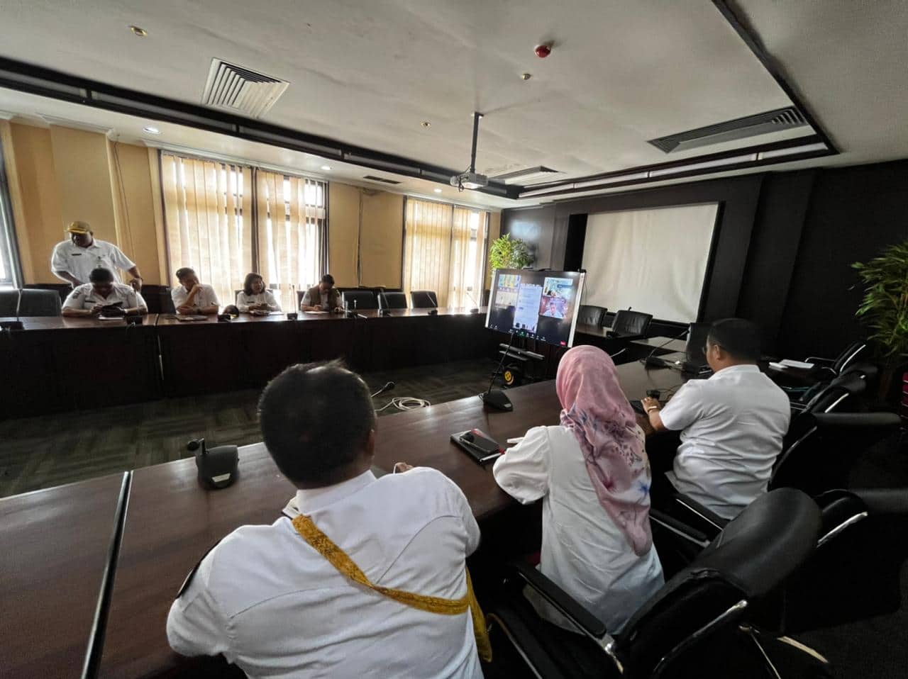 Ilustrasi berita Mimika: TPID Kabupaten Mimika Ikuti Rakor, Mendagri Tito Apresiasi Kerja Keras Pemda Tekan Angka Inflasi