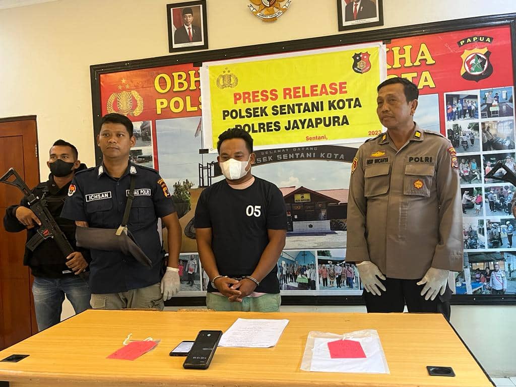 Ilustrasi berita JAYAPURA: Penjual Sendal Kaya Mendadak, Usai Temukan Kartu ATM di Parkiran Toko, Kuras Puluhan Juta Uang Korban