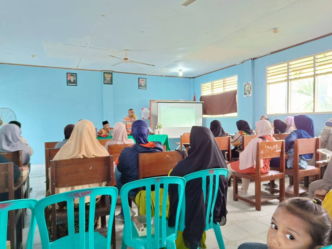 Ilustrasi berita Mimika: Terima Masukan Orang Tua Siswa, SMK Yapis Timika Turunkan Biaya Ujian dan Penamatan, Segini Besarannya