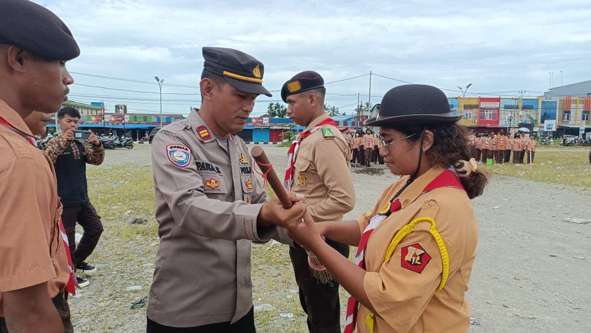 Ilustrasi berita Mimika: HUT Baden Powell ke 166, Pramuka Saka Bhayangkara dan Kwarcab Mimika Bersih-bersih Lapangan Eks Pasar Lama
