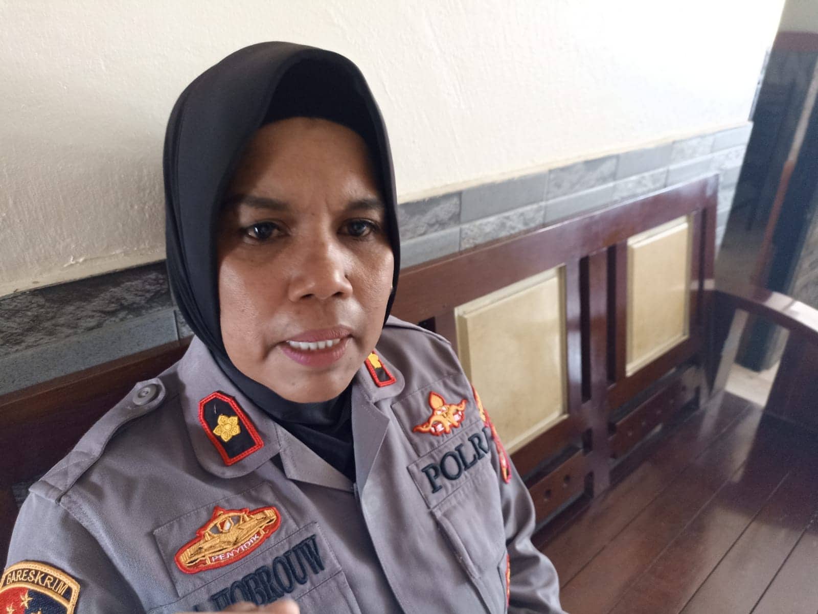 Ilustrasi berita Mimika: Polisi Amankan Satu Orang Saksi Dalam Kasus Tewasnya Tukang Jahit di Serui Mekar, Kompol Saidah: Pelaku Lebih Dari Satu Orang