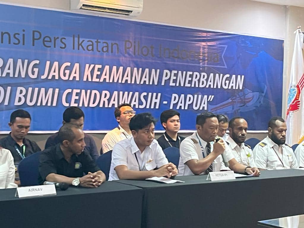 Ilustrasi berita Papua: Empat Kali Pesawat di Tembak KKB, Ikatan Pilot Indonesia Minta Semua Pihak Jaga Penerbangan Sipil di Papua