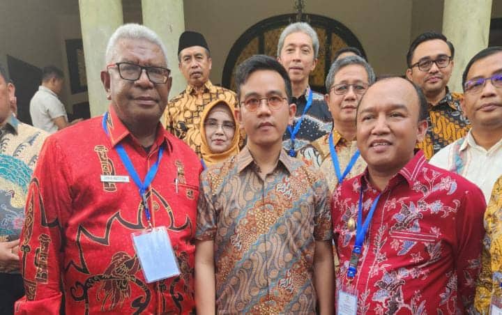 Ilustrasi berita Mimika: Plt Bupati Mimika Hadiri Forwakada di Solo, Bahas Isu Politik 2024, Kemiskinan, Pengangguran dan Stunting