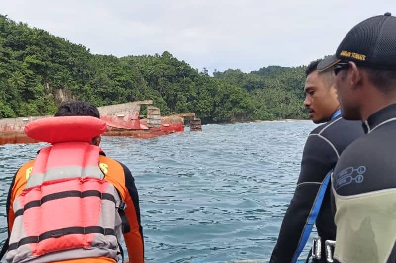 Memasuki H.3 Nahkoda Dan Juru Masuk Kapal LCT Bahana Putra Belum Ditemukan