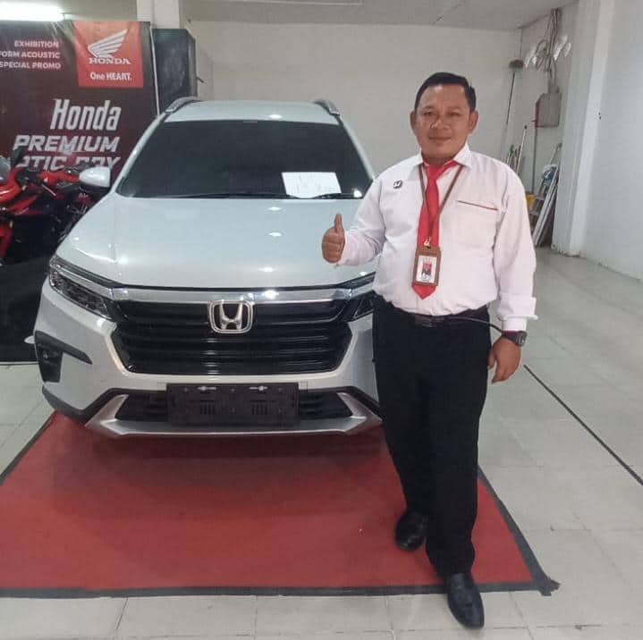 Ilustrasi berita Mimika: Awas! Mantan Sales Marketing Honda Timika Tipu Banyak Customer, Warga Mimika Diminta Berhati-hati