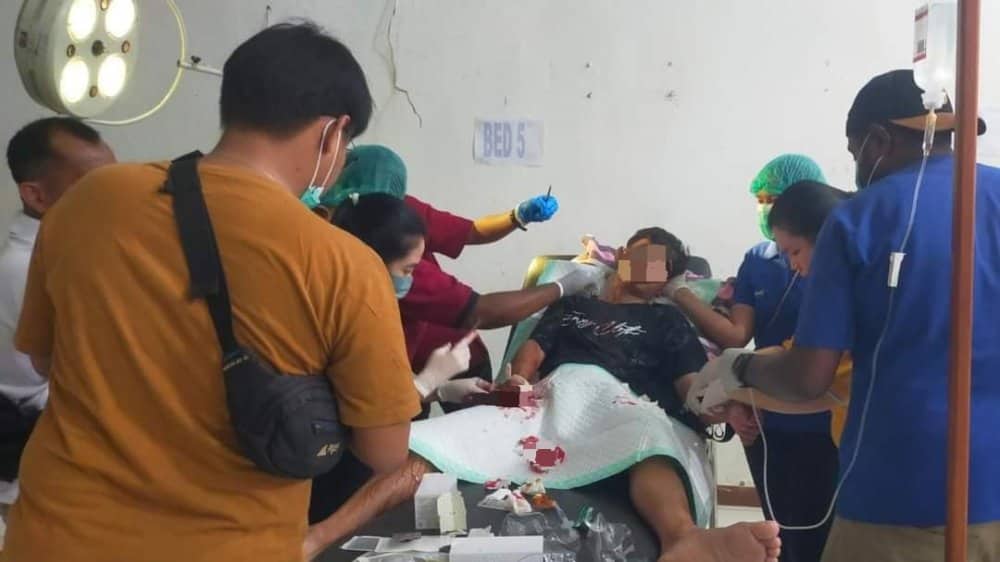 Ilustrasi berita PEMILU 2024: Leher dan Tangan Dibacok, Pedagang Air Galon di Yahukimo Ditemukan Bersimbah Darah
