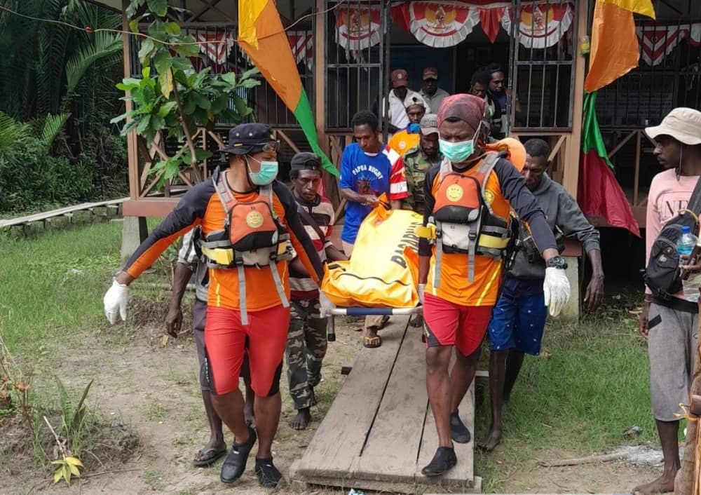 Ilustrasi berita Mimika: Jenazah Herman Waukateyau Korban Insiden Perahu Terbalik di Muara Migiwiya Berhasil Dievakuasi ke Timika