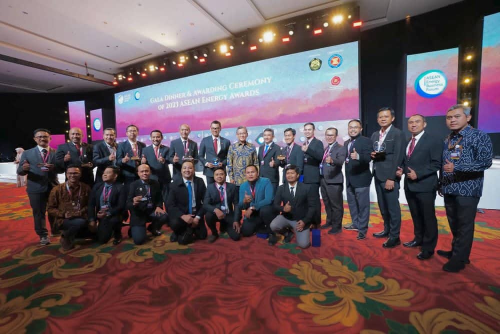 Ilustrasi berita Nasional: PLTU Suralaya dan 5 Pembangkit Milik PLN Grup Raih 7 Penghargaan Tingkat ASEAN, Bukti Operasional Pembangkit Ramah Lingkungan