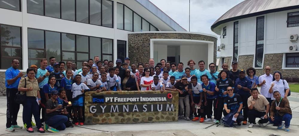 Ilustrasi berita Mimika: Parade foto Peresmian PFA Training Ground dan Gymnasium di MSC oleh Presdir PTFI Tony Wenas
