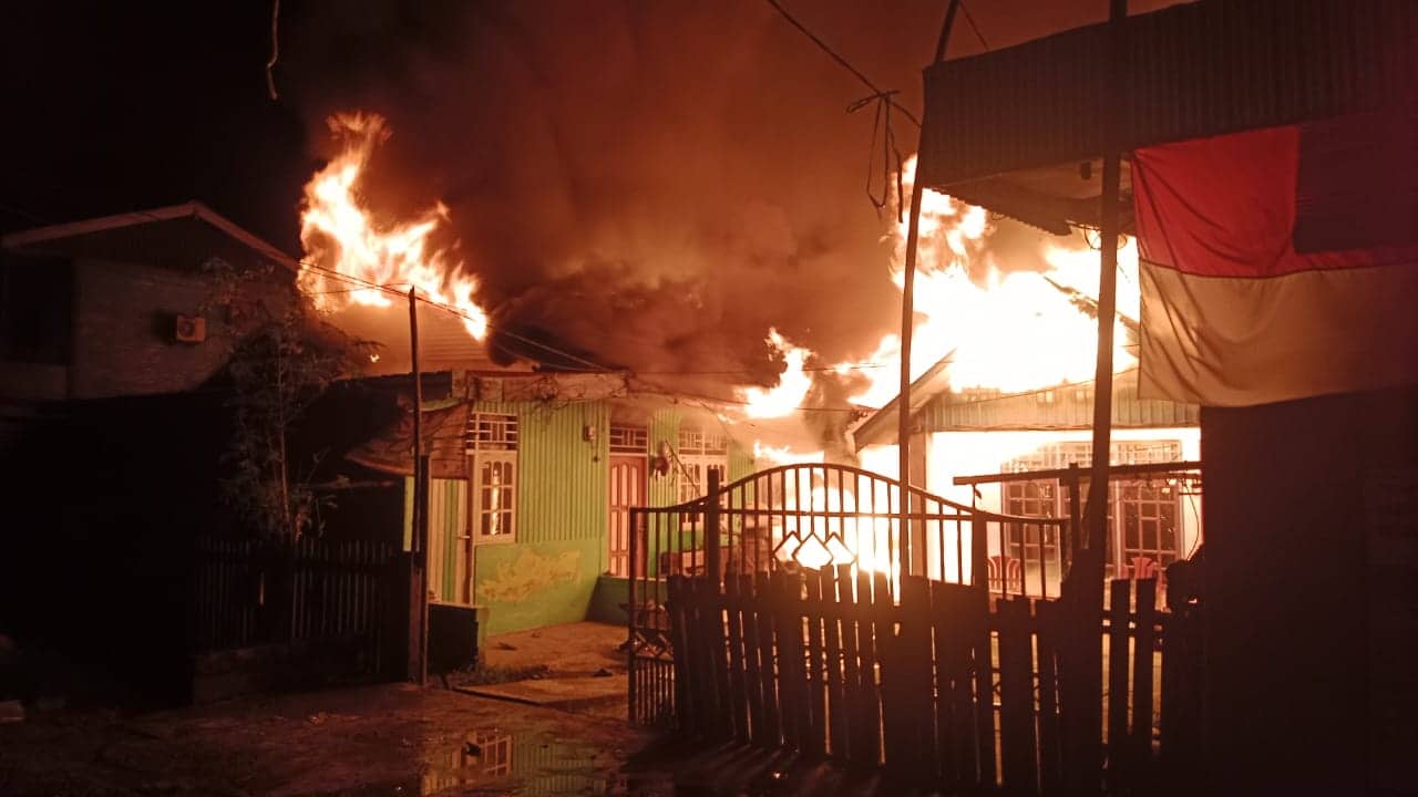 Ilustrasi berita Papua: 20 Petak Kos dan 1 Rumah di Nabire Ludes Terbakar