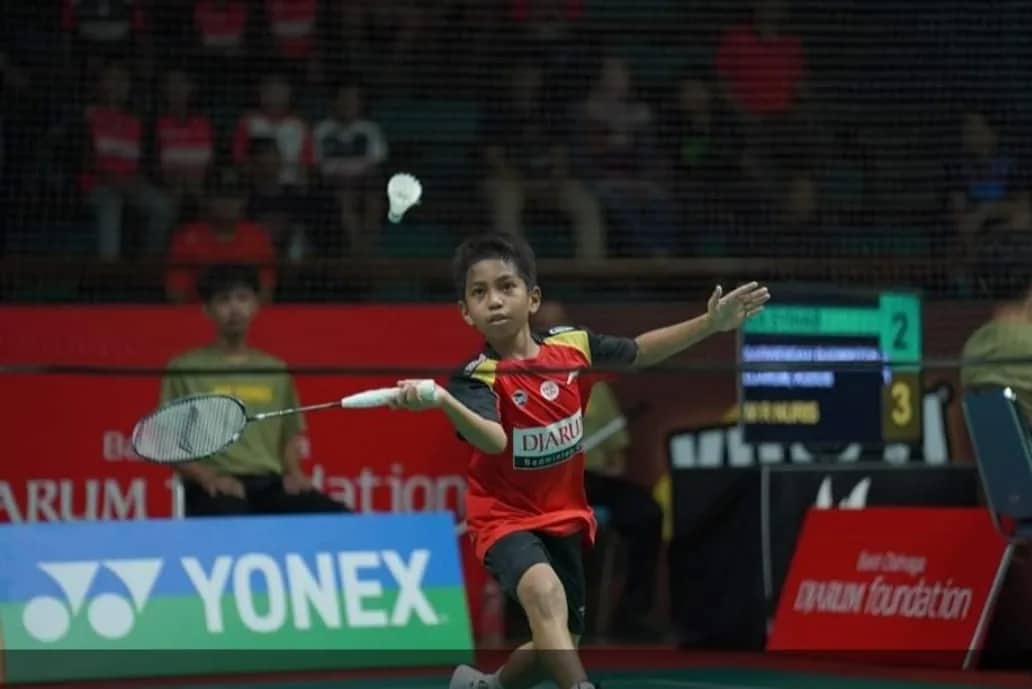 Ilustrasi berita Papua: Gavriel Labatar, Atlit Bulutangkis Junior asal Asmat Raih Juara U-11 Polytron Gubernur Cup 2023 Bersama PB Djarum