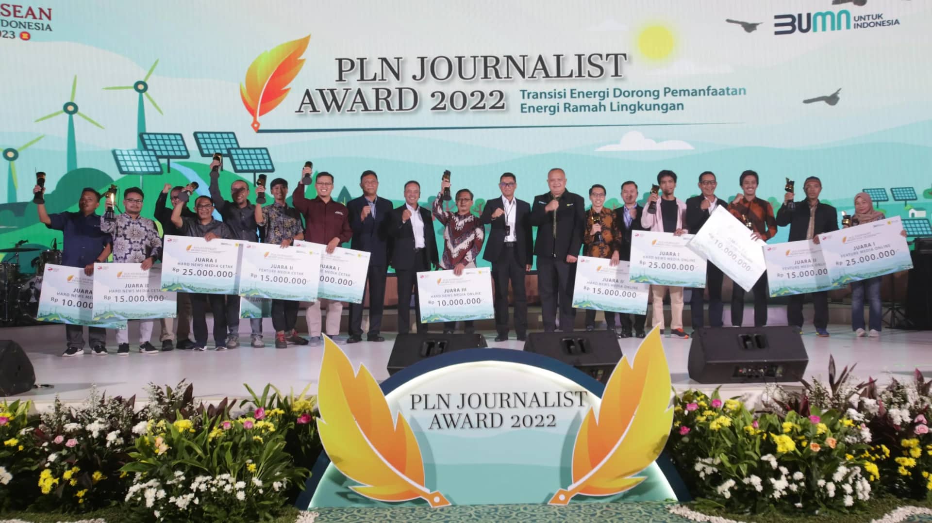 Ilustrasi berita Nasional: PLN Journalist Award Kembali Dibuka, Mengulik Transisi Energi dari Sudut Pandang Jurnalis