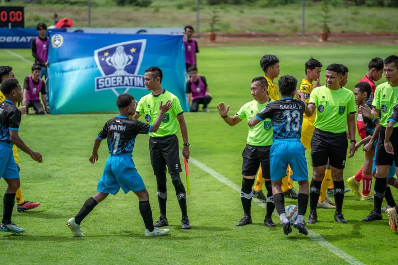 Ilustrasi berita Mimika: Kompak, PFA U-13 dan U-15 yang Didukung PT Freeport Indonesia Lolos Fase Grup Soeratin