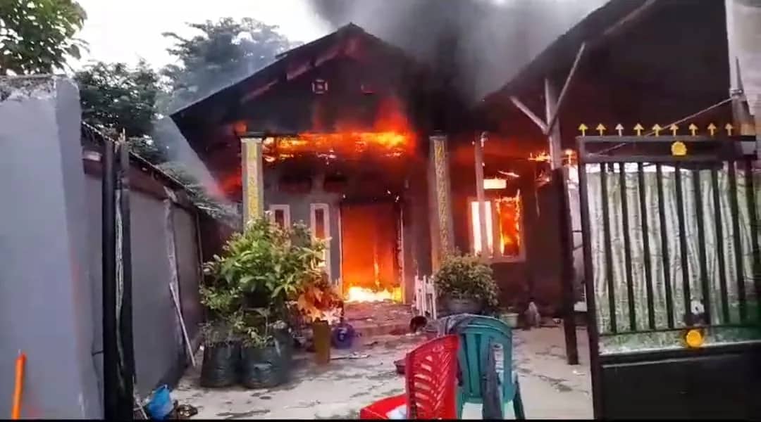 Ilustrasi berita Mimika: Selasa Pagi Tadi, Satu Unit Rumah Pribadi di Nawaripi Rata Dengan Tanah