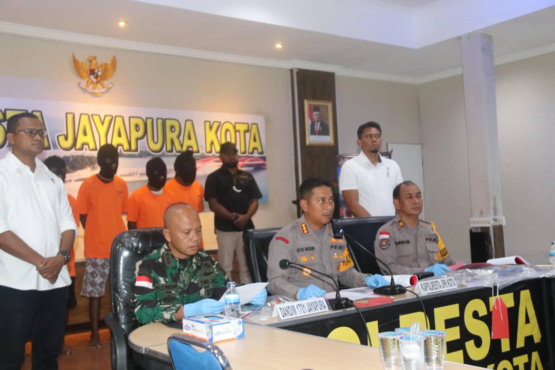 Ilustrasi berita Papua: Kapolresta : Pelaku Pembakaran Ruko di Waena Saling Kenal dan Sudah Direncanakan