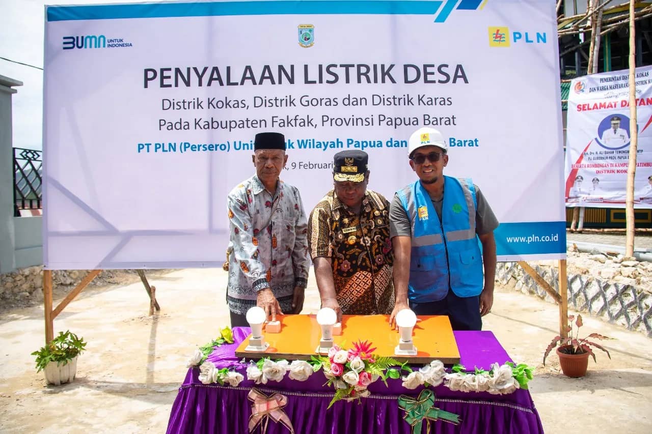Ilustrasi berita Papua: Terangi Desa Patimburak, PLN Hadir Listriki Masjid Tertua di Tanah Papua
