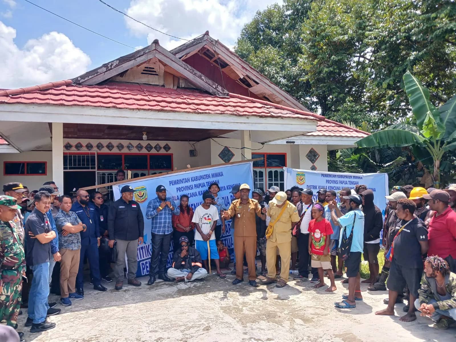 Ilustrasi berita Mimika: Tanggapi Aksi Warga Distrik Kuala Kencana, Ketua KPU Mimika Tegaskan Lokasi TPS Tetap Sesuai Hasil Pleno